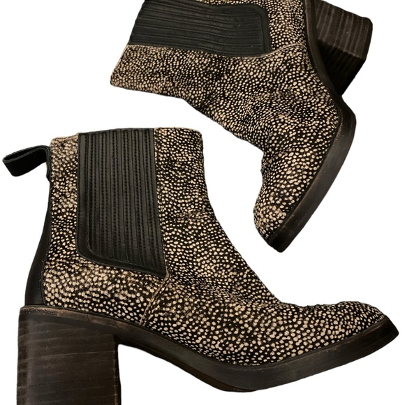 UGG Camden Exotic Calf Hair Chelsea Heeled Boot Size 7 - Picture 7 of 8